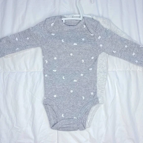 NWT 5pc Onesies set - Picture 4 of 7